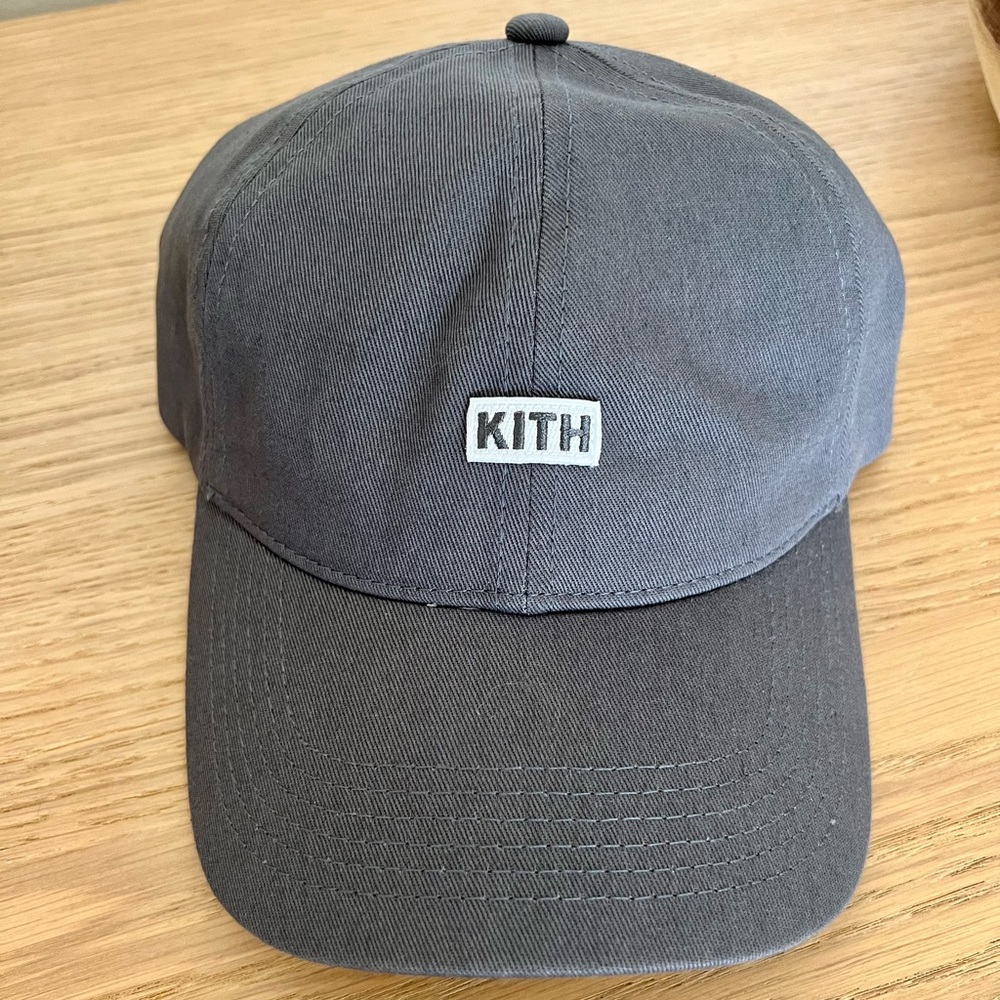 Kith baseball hat. Like new! Women’s size.